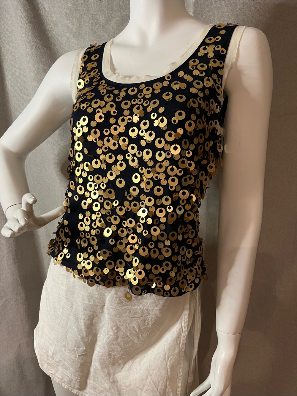 SPANNER Elegant Lightweight Navy(Almost Black) Sleeveless Tank with Gold Sequins